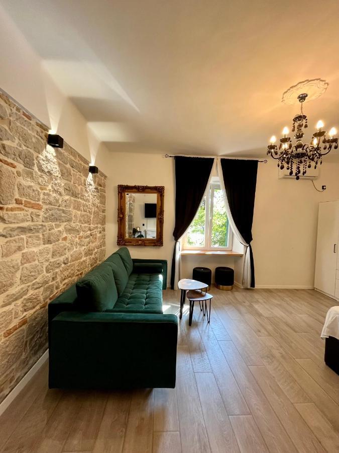 Luxury Heritage Apartment Zara Antica Luaran gambar